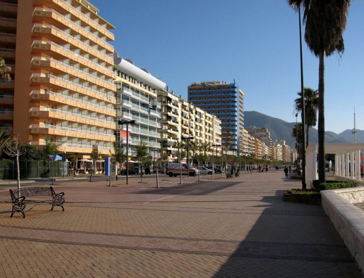 Los Boliches Playa 丰希罗拉 外观 照片